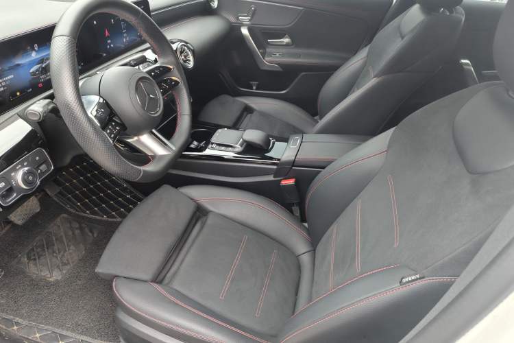 Used Mercedes-Benz A-Class 2023 A 200 L Fashion Model
