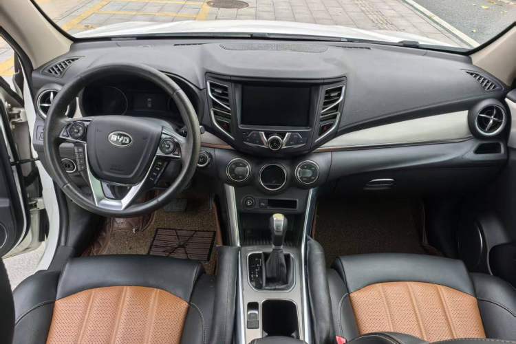 Used BYD Song 2016 2.0TID Automatic Trendsetting Edition
