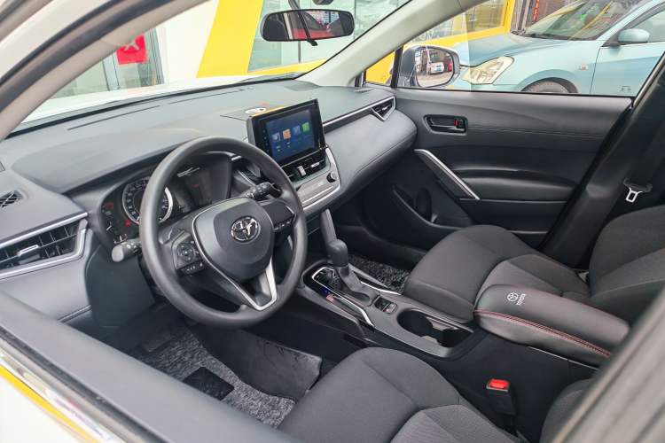 Used Toyota FRONTLANDER 2022 2.0L CVT Elite Edition