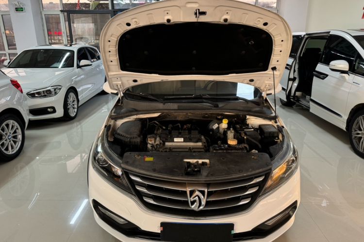 Used Baojun 310W 2017 1.5L Manual Comfort Model China V Standard