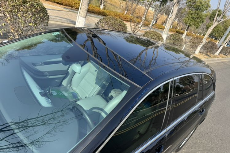 Used Mercedes-Benz R-Class 2017 R 320 4MATIC Business Edition Prestige Model
