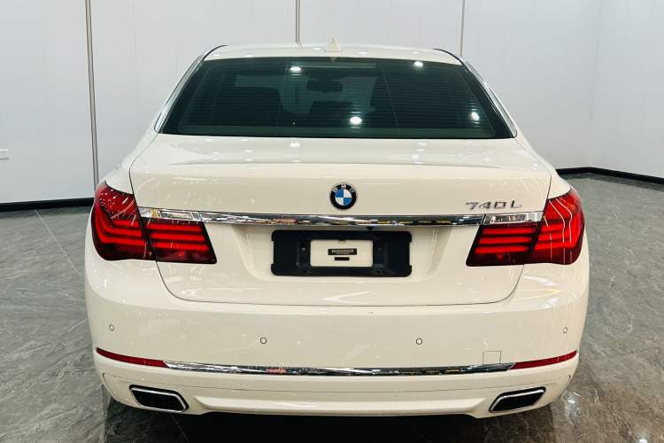 Used BMW 7 Series 2013 740Li Leading Model
