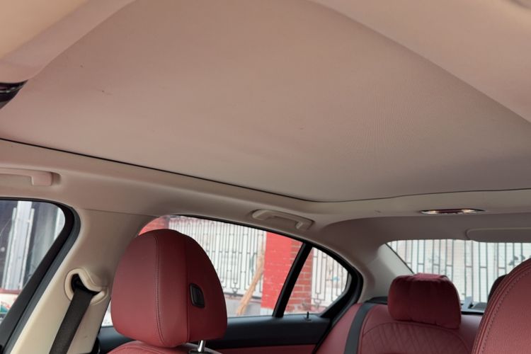 Used BMW i3 2022 eDrive 35 L
