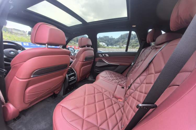 Used BMW X5 2022 Restyled xDrive 40Li M Sport Package
