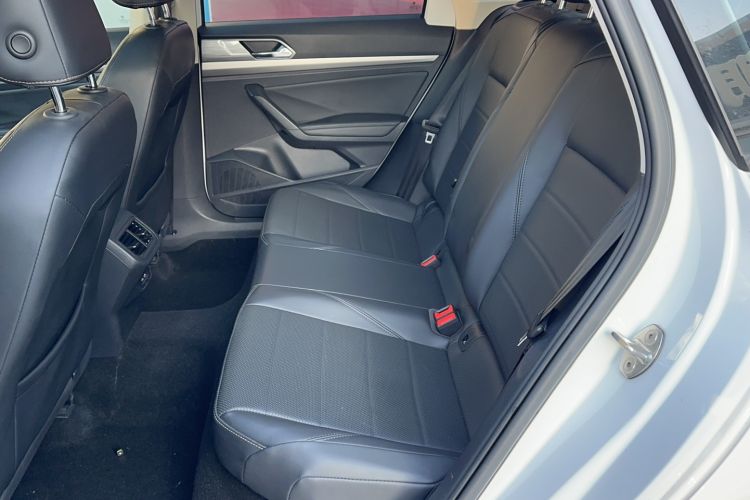 Used Volkswagen Lavida 2021 1.5L Automatic Comfort Edition
