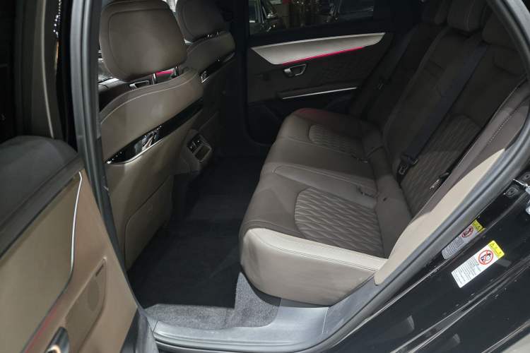 Used BYD Han 2023 DM-i Champion Edition 121KM Prestige Model
