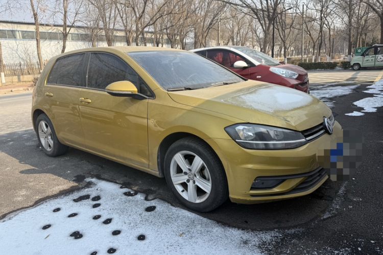 Used Volkswagen Golf 2018 1.6L Automatic Fashion Model