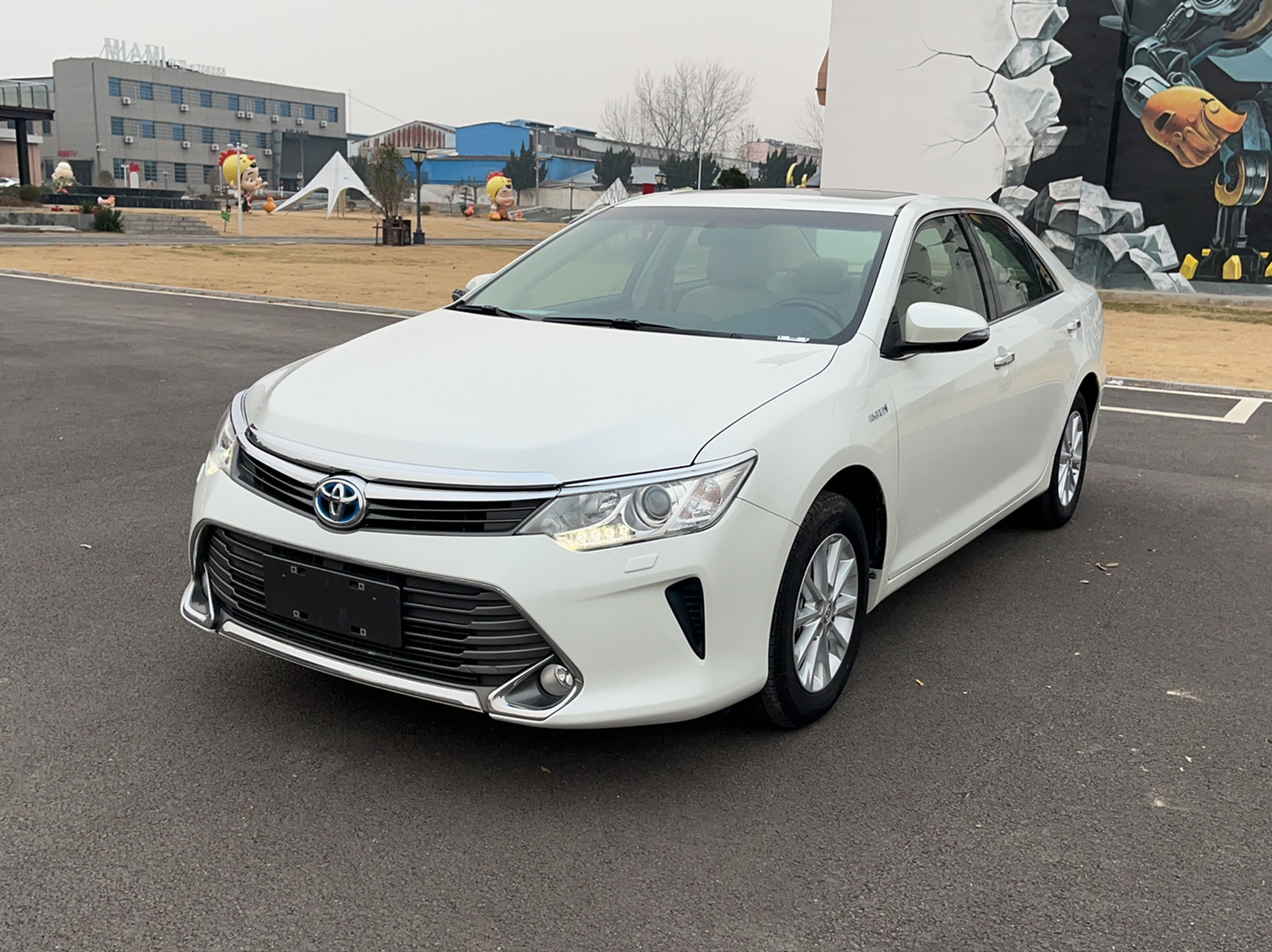 Под передней частью автомобиля