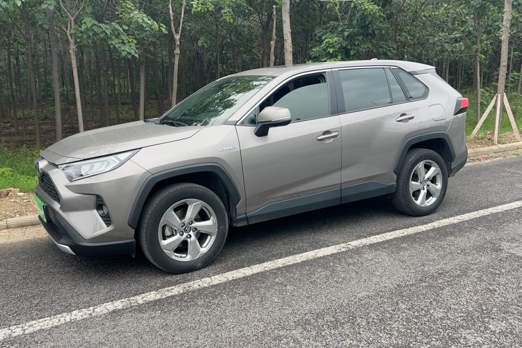 Used Toyota RAV4 2020 Dual-Engine 2.5L E-CVT Two-Wheel Drive Elite Edition
