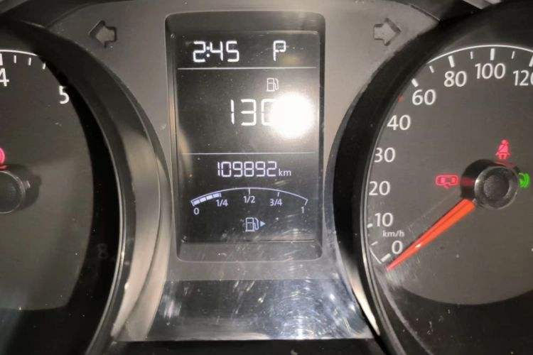 Used Volkswagen Lavida 2013 Revised Classic 1.6L Automatic Fashion Edition
