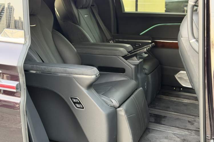 Used Hongqi HQ9 PHEV 2024 2.0T Four-Wheel Drive Luxury Edition