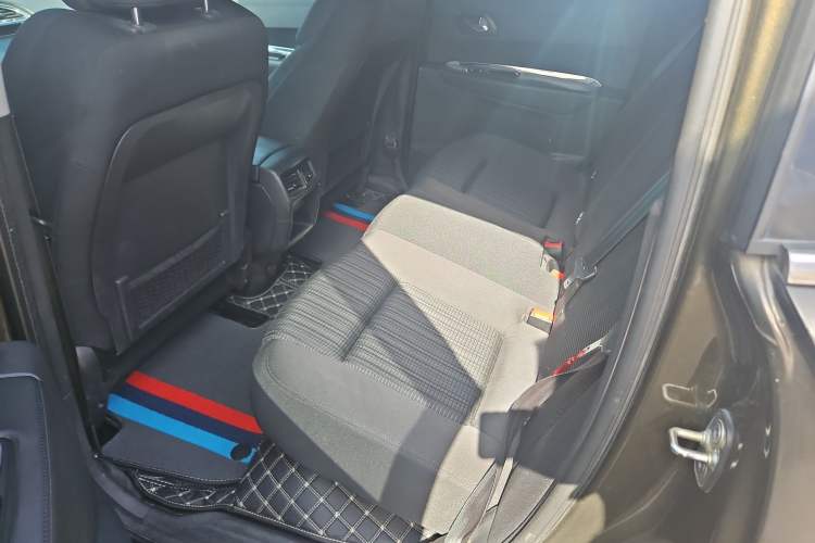 Used Peugeot 3008 2016 2.0L Automatic Classic Edition