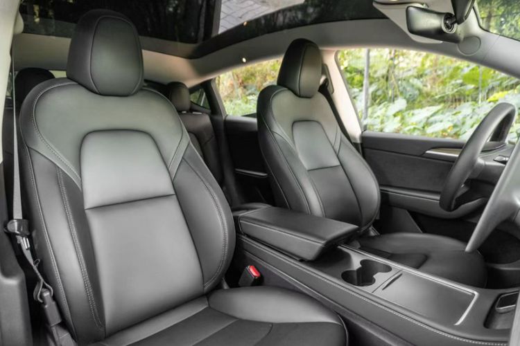 Used Tesla Model Y 2022 Rear-Wheel-Drive Version