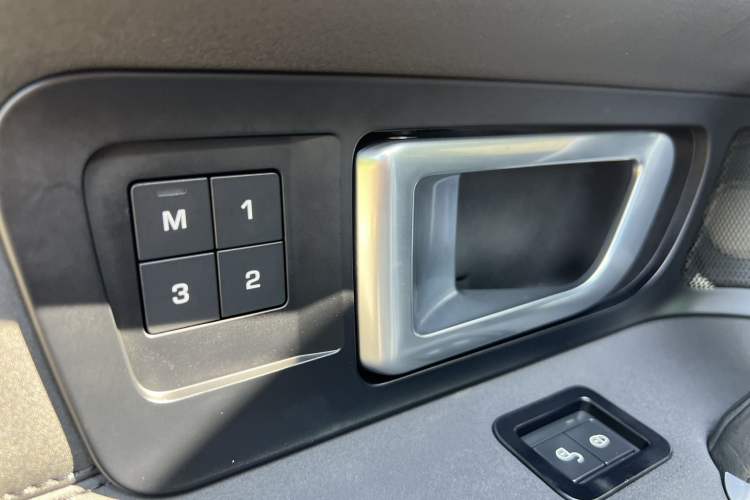 Used Land Rover Discovery Sport 2017 2.0T HSE
