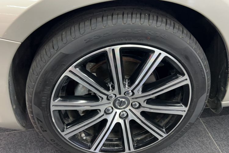 Used Volvo S60 2019 S60L Facelift T5 Smart Luxury Elite Edition