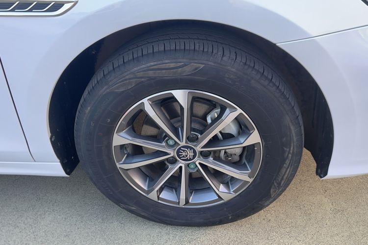 Used BYD Qin PLUS 2024 HONOR Edition DM-i 55KM Leading Model
