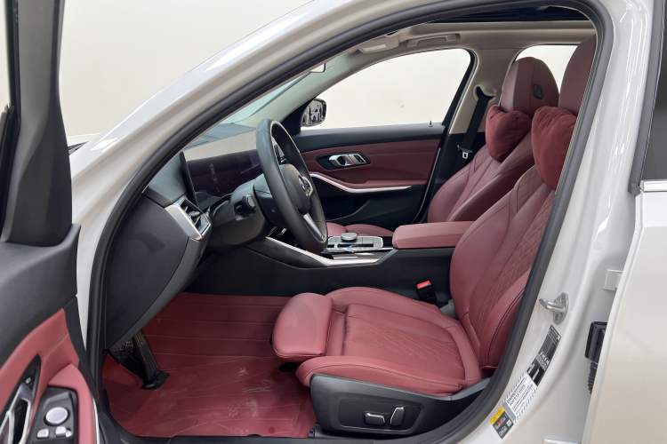 Used BMW i3 2024 eDrive 35 L