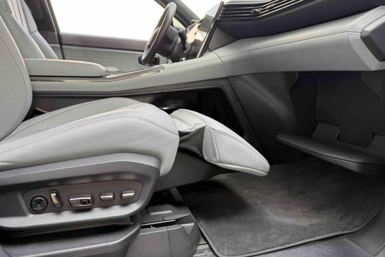 Used Nio ES8 2020 580 km Range Signature Edition Six-Seater Version
