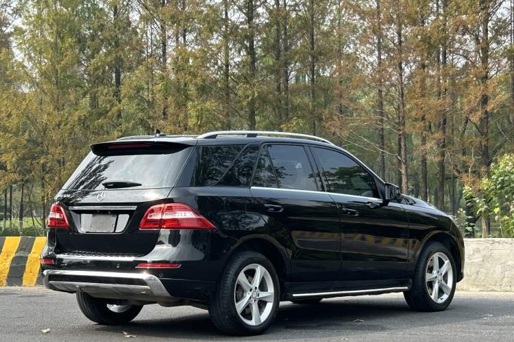 Used Mercedes-Benz M-Class 2015 ML 320 4MATIC