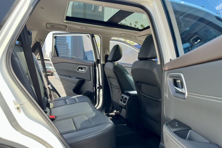 Used Nissan X-Trail 2023 e-POWER Ultra-Hybrid Dual-Motor All-Wheel-Drive Luxury Edition
