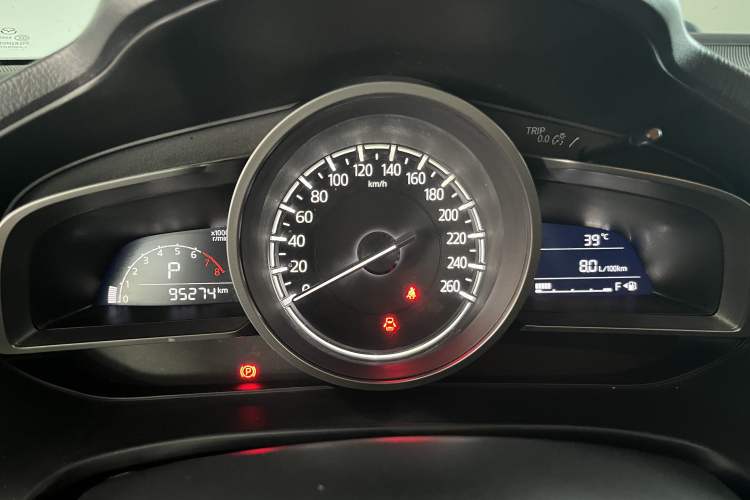 Used Mazda Mazda 3 Axela 2017 Sedan 1.5L Automatic Luxury Model Emission Standard China V
