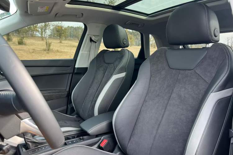 Used Audi Q3 2019 35 TFSI Advanced Dynamic Edition
