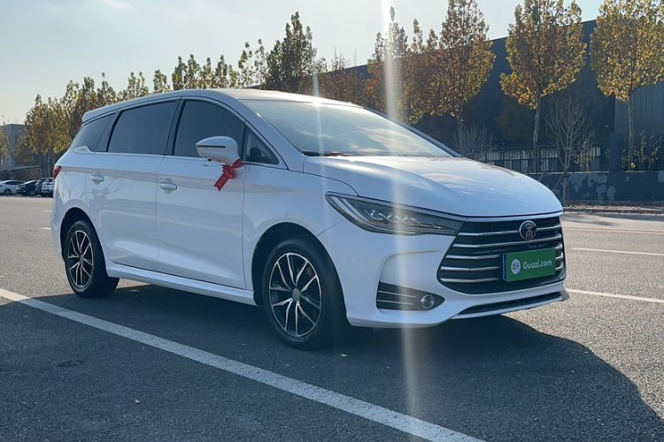 Used BYD Song MAX 2017 1.5T Automatic Smart Connect Luxury 7-Seater
