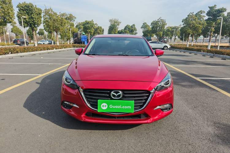 Used Mazda Mazda 3 Axela 2017 Hatchback 1.5L Automatic Luxury Model Emission Standard China V
