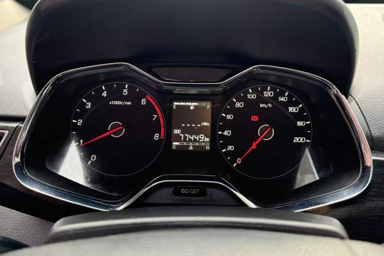 Used Baojun 310 2016 1.2L Manual Luxury Model
