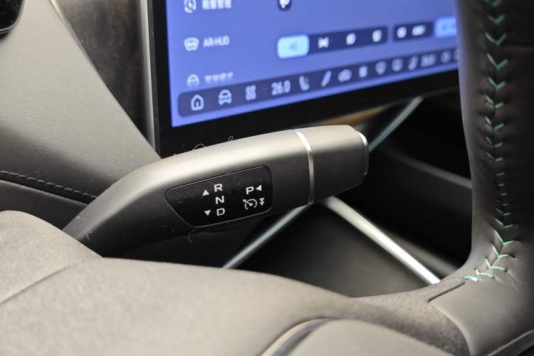 Used  SL03 2023 200Max Range-Extended Version