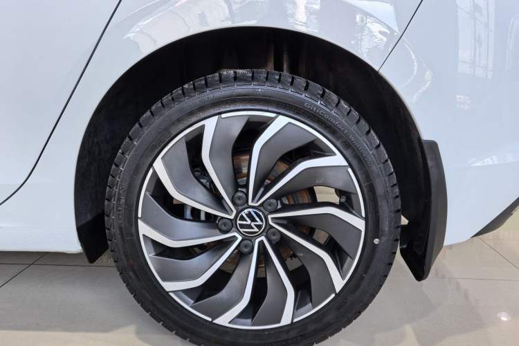 Used Volkswagen Golf 2023 Facelift 280TSI DSG Pro
