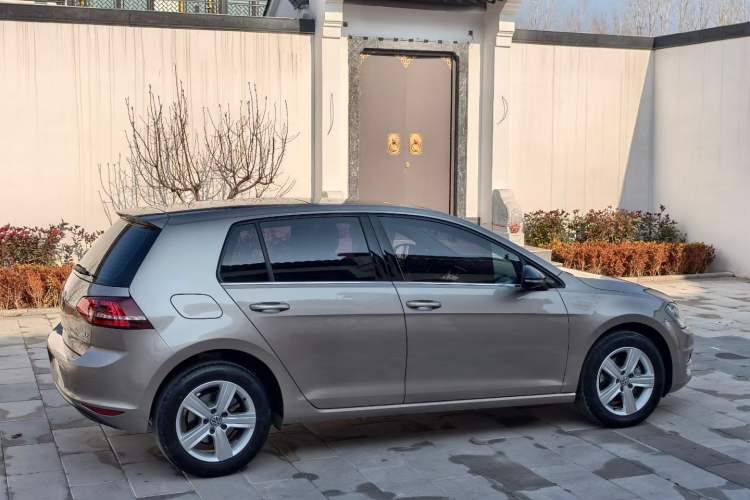 Used Volkswagen Golf 2017 230TSI Automatic Comfort Edition – Celebrating Milestone of One Million Units