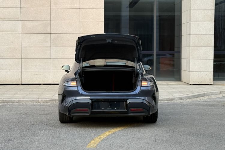 Used  SU7 2024 Four-Wheel Drive Ultra-Long Range Advanced Intelligent Driving Max Edition