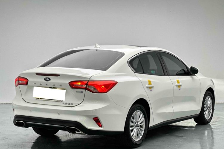 Used Ford Focus 2021 Sedan EcoBoost 180 Automatic Trendy Model