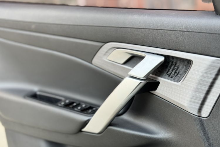 Used Geely Auto Emgrand X7 Sport 2021 Million Edition 1.8TD DCT Two-Wheel Drive Comfort Model
