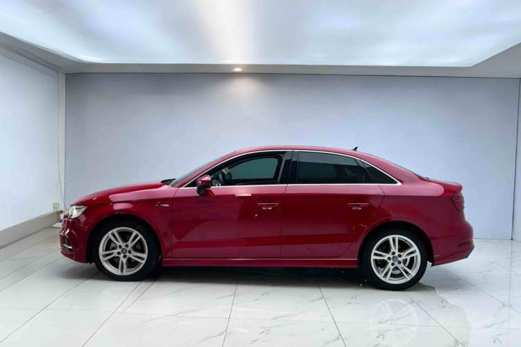 Used Audi A3 2020 Limousine 35 TFSI Fashion Edition China VI Emission Standard
