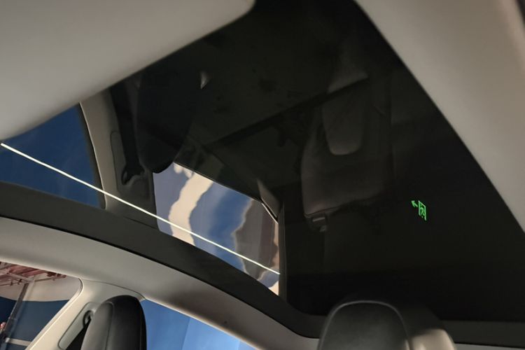 Used Tesla Model Y 2024 Rear-Wheel-Drive Version
