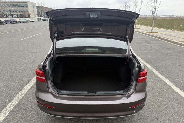 Used Volkswagen Lavida 2018 1.5L Automatic Comfort Edition China V Standard