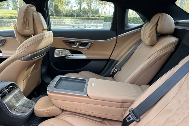 Used Mercedes-Benz E-Class 2025 E 300 L Luxury Model