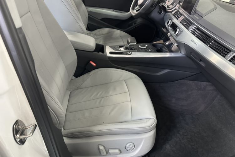 Used Audi A4L 2018 30th Anniversary Edition 45 TFSI quattro Individual Sport Edition
