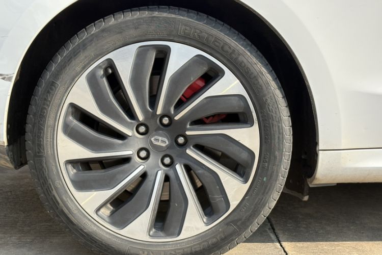 Used Hima AITO M5 2022 Extended-Range Four-Wheel Drive Flagship Edition
