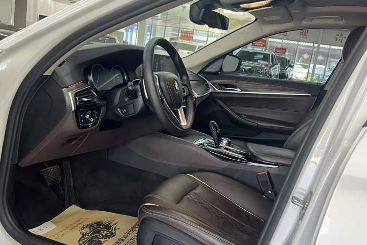 Used BMW 5 Series 2018 Revised Version 530Li Leading Edition Luxury Package
