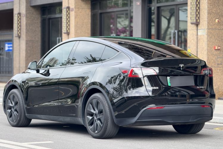 Used Tesla Model Y 2024 Rear-Wheel-Drive Version
