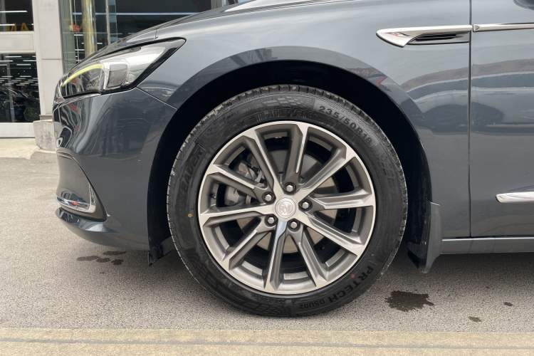 Used Buick LaCrosse 2019 28T Elite Edition
