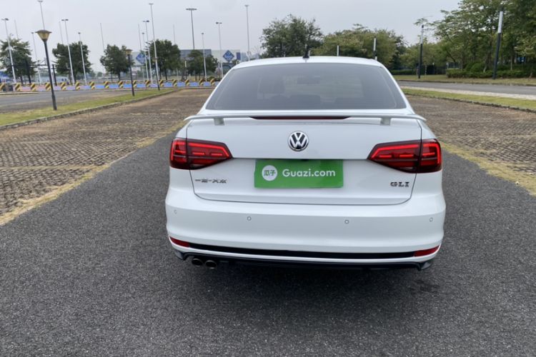 Used Volkswagen Sagitar 2016 2.0 TSI GLI