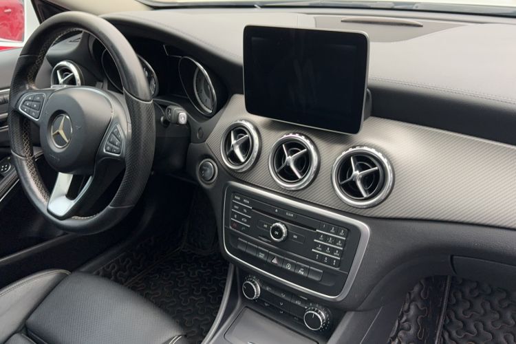 Used Mercedes-Benz GLA 2016 GLA 200 Fashion Model