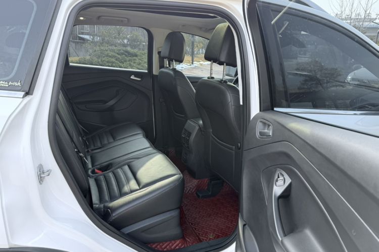 Used Ford Kuga 2019 EcoBoost 180 Two-Wheel-Drive Titanium Plus Model China V Standard