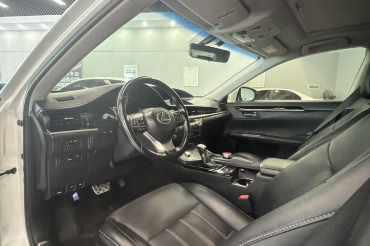 Used Lexus ES 2015 200 Elite Edition
