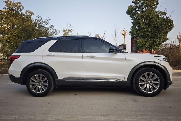 Used Ford Explorer 2020 EcoBoost 285 4x4 Titanium Edition 6 Seats