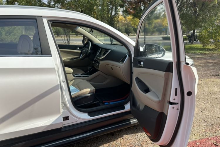 Used Hyundai Tucson 2015 1.6T Dual-Clutch Two-Wheel-Drive Smart Model